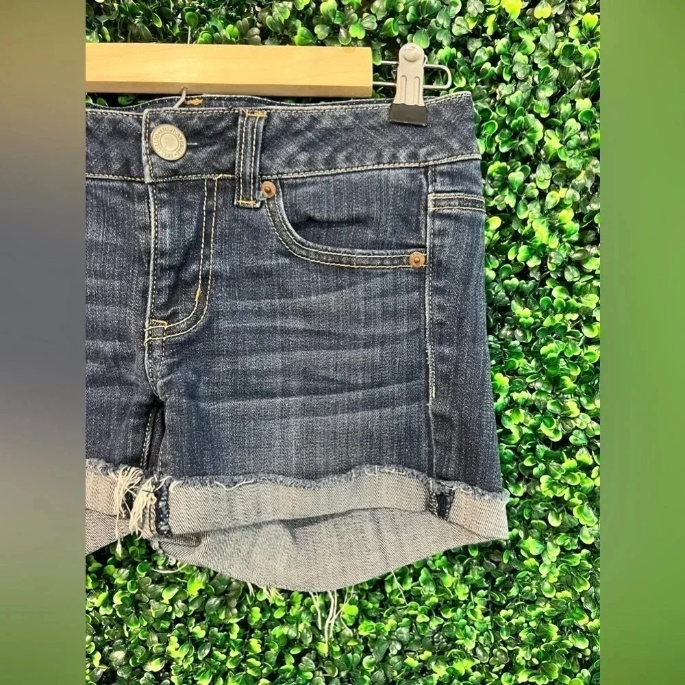 American Eagle Stretch Denim Shorts - size 2 - Picture 2 of 6